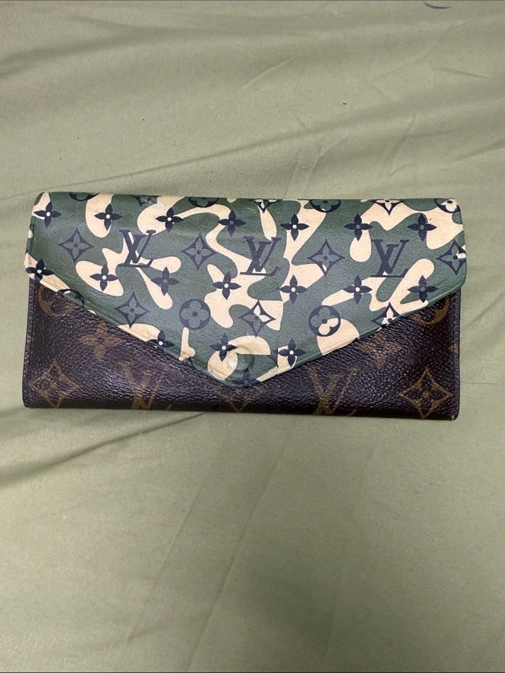 Louis Vuitton Emily wallet with pouch authentic revamped vintage